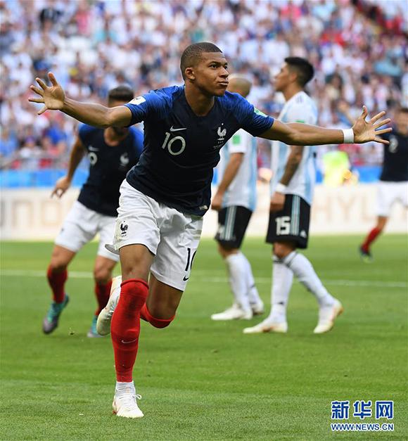 热身赛：U18国青2-1吉尔吉斯斯坦U18，魏祥鑫、贾伟伟建功（热身赛-国青U18 2-1击败吉尔吉斯斯坦U18，魏祥鑫、贾伟伟先后破门）