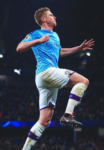 埃弗拉：希望英格兰球迷别再唱足球要回家了，感觉像是诅咒（埃弗拉呼吁英格兰球迷停止唱“足球要回家”，称这像个诅咒）