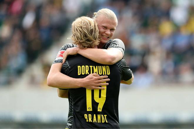 踢球者：拜仁正密切关注格里马尔多，希望其替代格雷罗（踢球者：拜仁锁定格里马尔多，计划让其接班格雷罗）