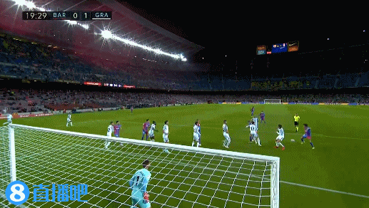 脸都不要了!欧联冠军踢出耻辱一战，主场2红5黄输球又输人（欧联冠军耻辱之夜：主场2红5黄，输球又丢人）