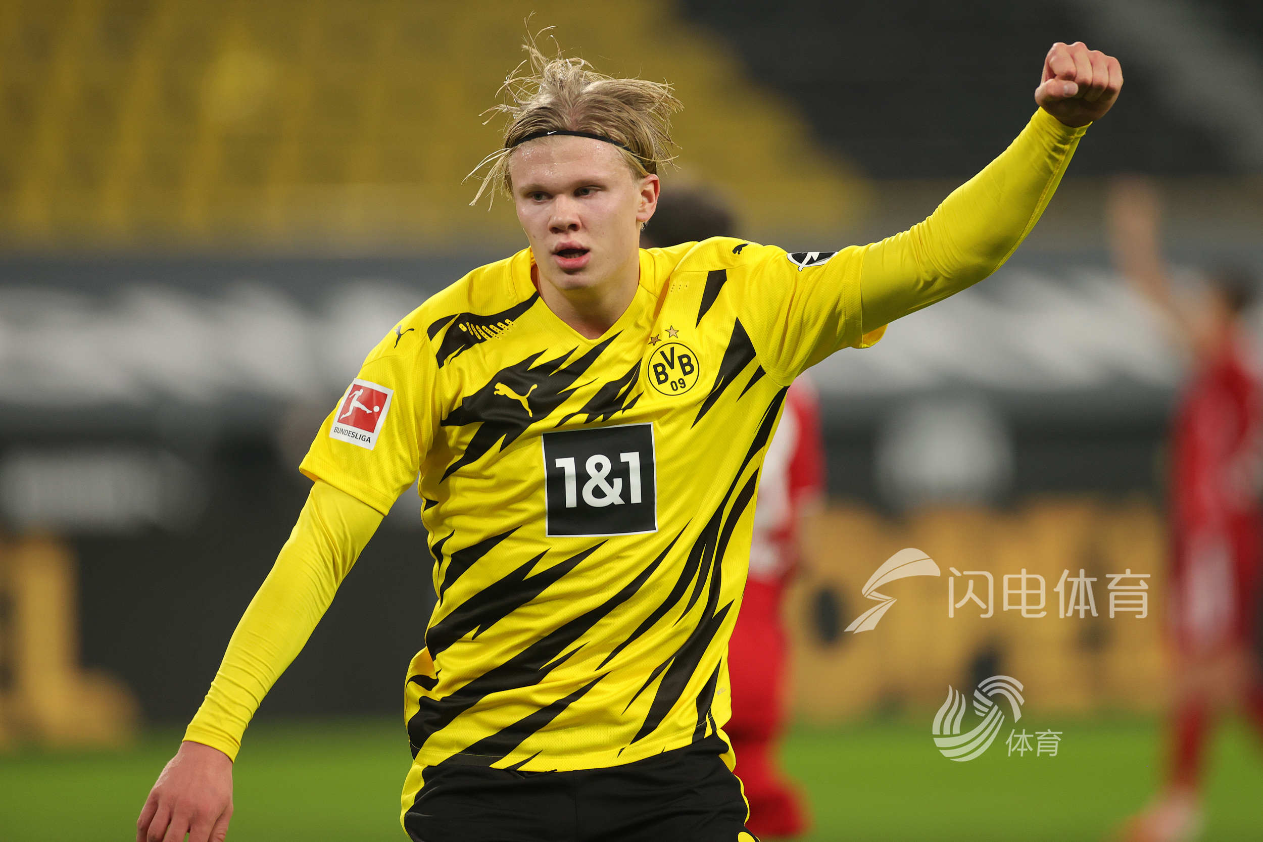 张琳艳身穿阿根廷2026世界杯球衣：期待在美加墨见到梅西