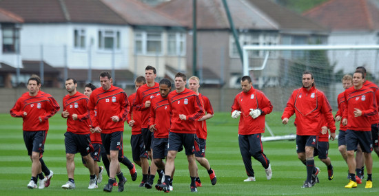 体育博主李平康：前国脚戴琳欠球迷钱不还，还辱骂对方 该球迷至今仍在病危中（体育博主李平康称前国脚戴琳拖欠球迷款并辱骂，当事球迷仍病危）